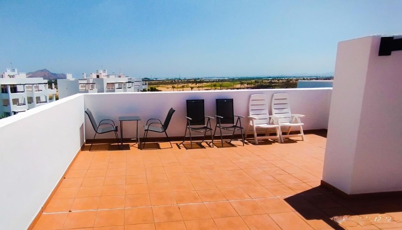 Апартаменты Mar Golf Luxe Flat Мурсия Экстерьер фото